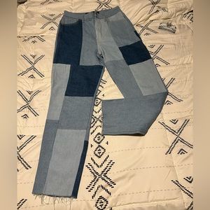 Hollister Ultra High Rise Mom Jean-W27 L27